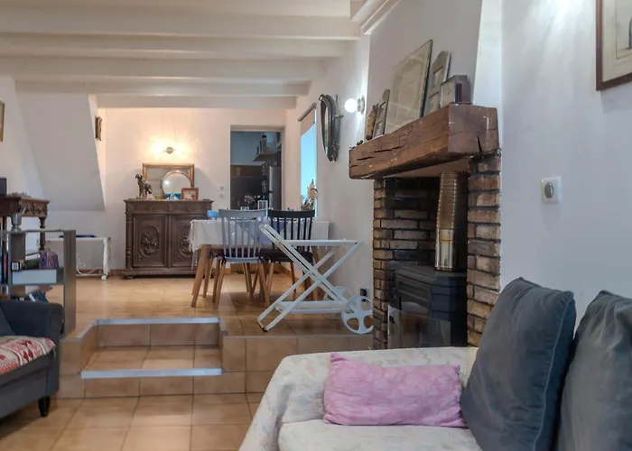 La Maison D'eloi Montignac-Charente